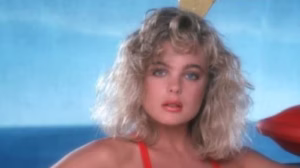 Erika Eleniak, actriz de “Baywatch” abre su cuenta de OnlyFans a los 56 años y promete contenido “sin filtros”