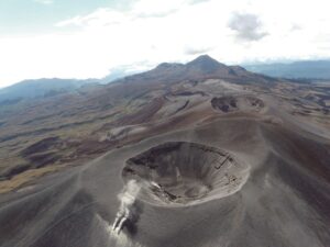 el volcán Puracé pasó a alerta naranja tras registrar la mayor actividad desde que comenzó su monitoreo en 1993