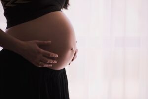 Ecuador presenta una política nacional para reducir la mortalidad materna y neonatal hasta 2035